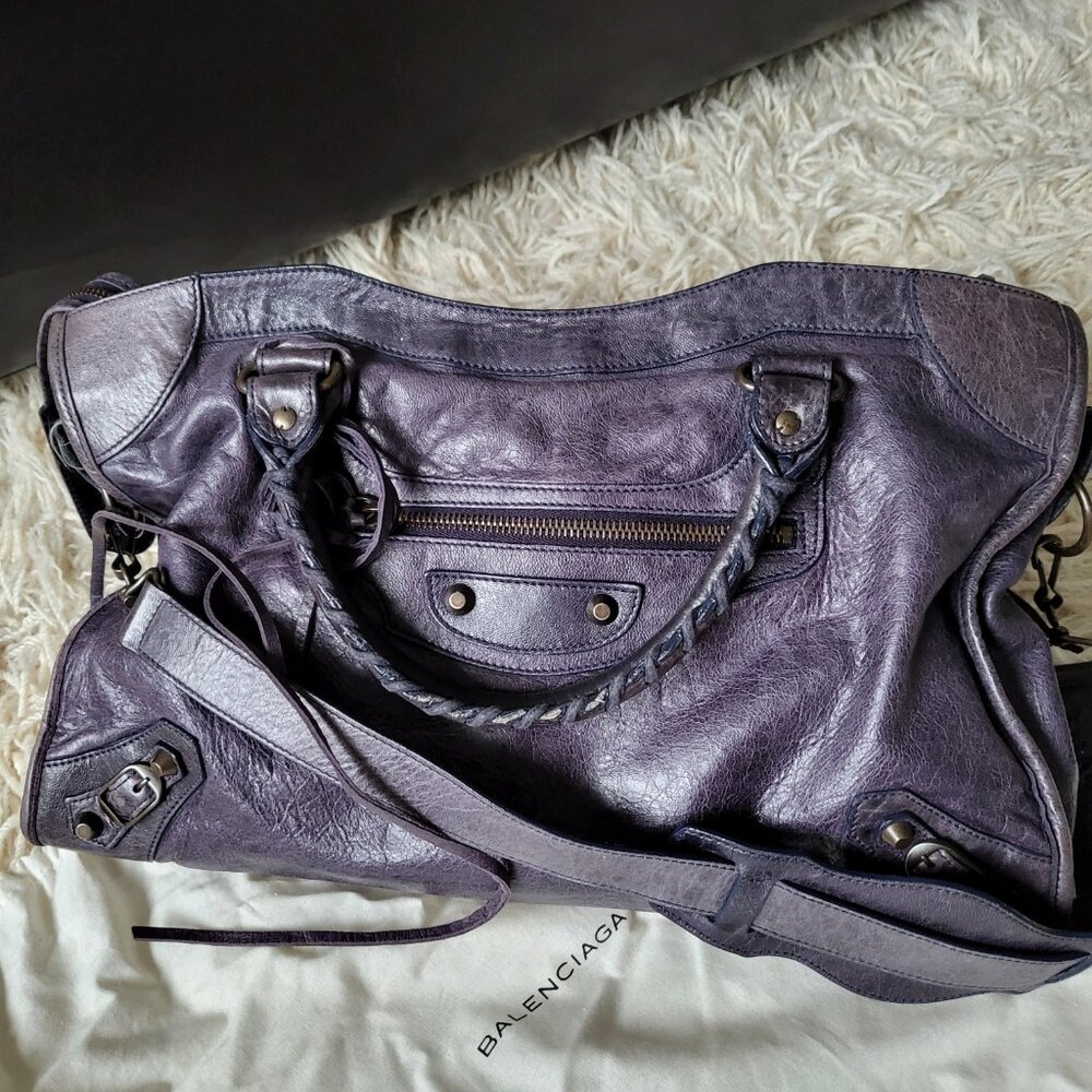 Authentic Balenciaga Classic City Bag - Picture 16 of 16